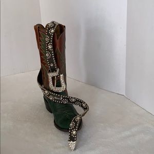 KIPPYS  black w/Swarovski crystals Belt  32